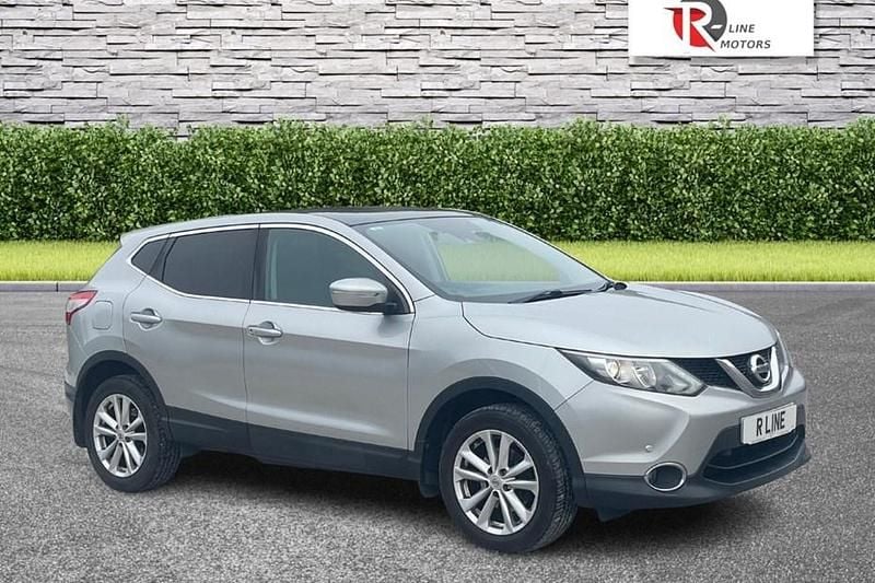 Silver Used 2014 Nissan Qashqai Acenta Premium SUV | £5,195 (Fair price) - Image 1/1
