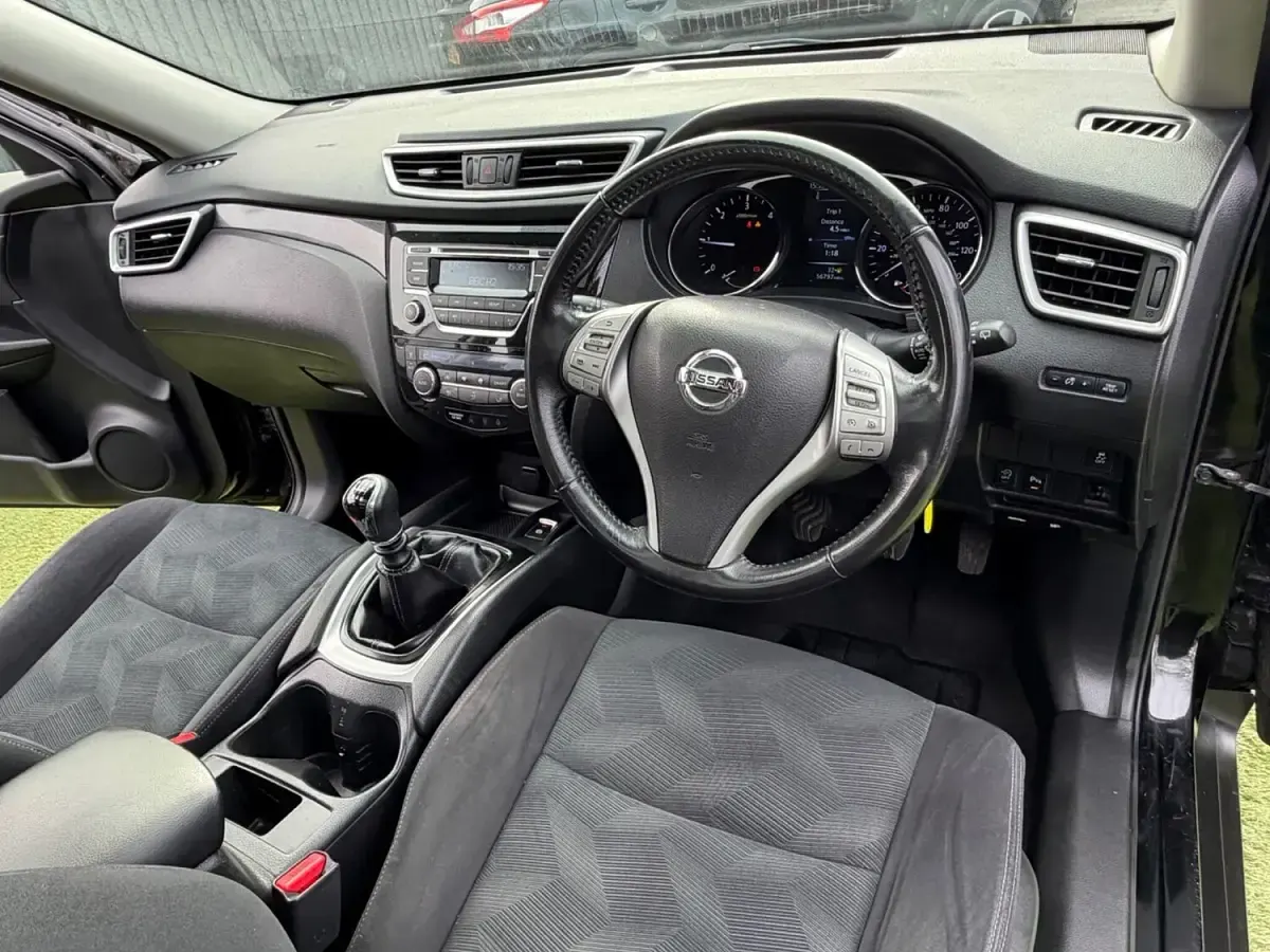 Used Nissan X-Trail Acenta 130 HP (95 kW) 2016 Black SUV