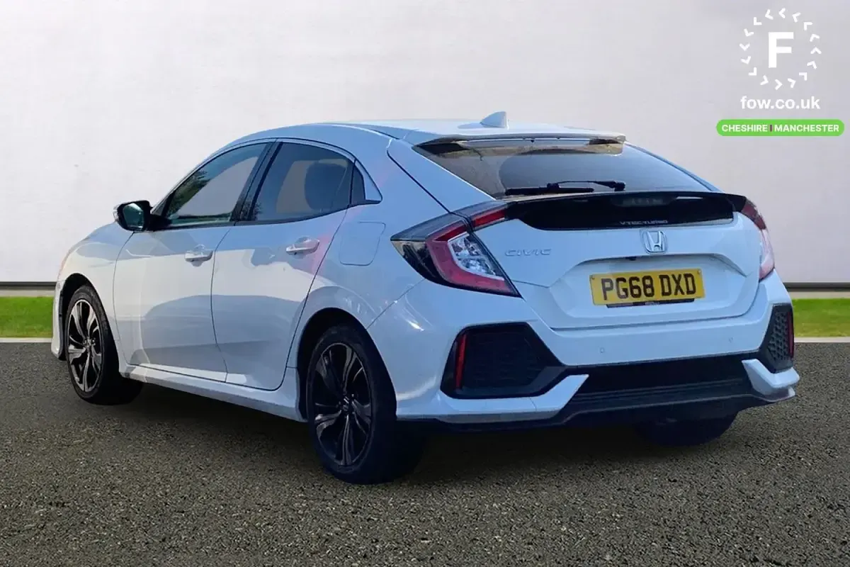 Używany Honda Civic SR 126 KM (92 kW) 2019 Biały Hatchback