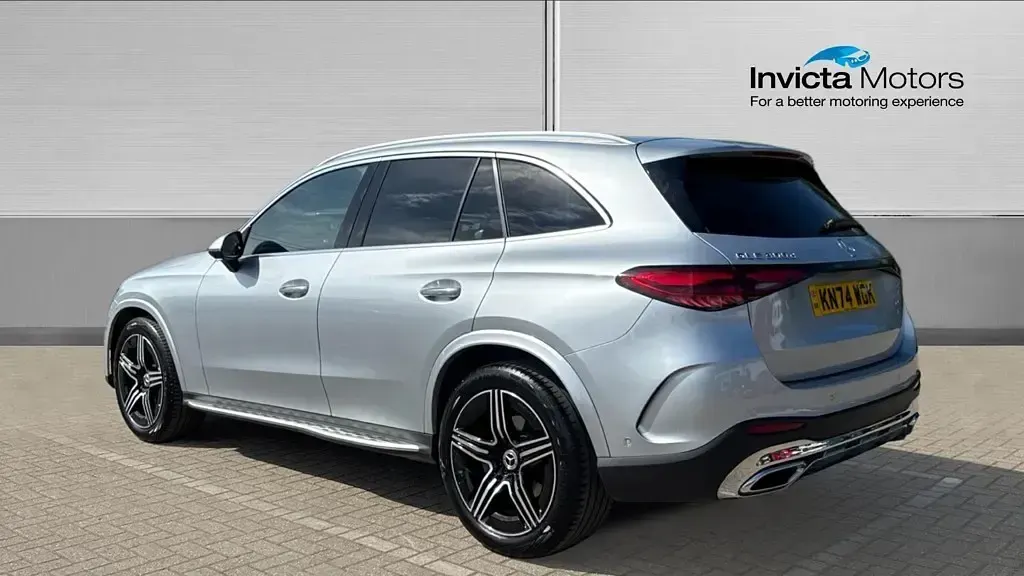 Used Mercedes GLC300 AMG Line Premium 269 HP (197 kW) 2024 Silver SUV