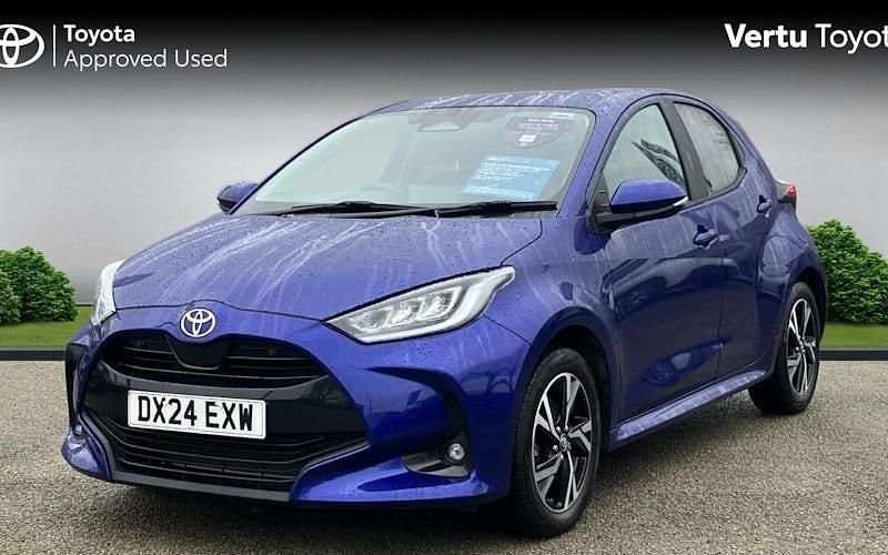 Used Toyota Yaris Hybrid Design 116 HP (85 kW) 2026 Hatchback