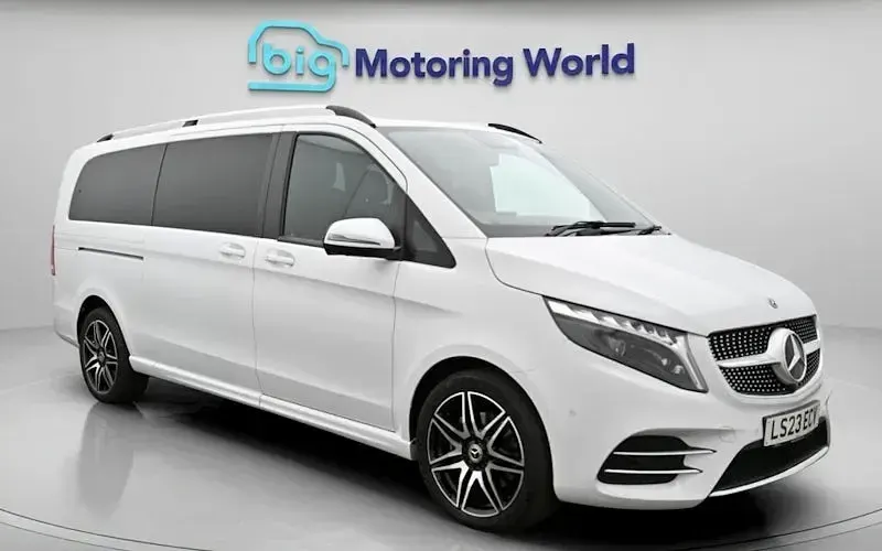 Used Mercedes V300 AMG line 237 HP (174 kW) 2023 MPV