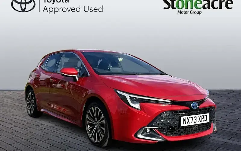 Used Toyota Corolla Design 140 HP (102 kW) 2026 Hatchback