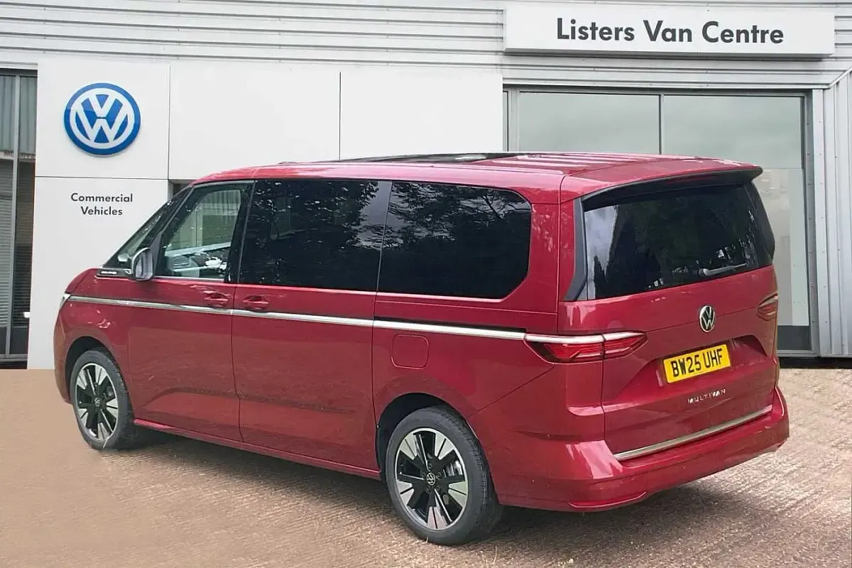 Used VW Multivan Style 150 HP (110 kW) 2025 Red MPV