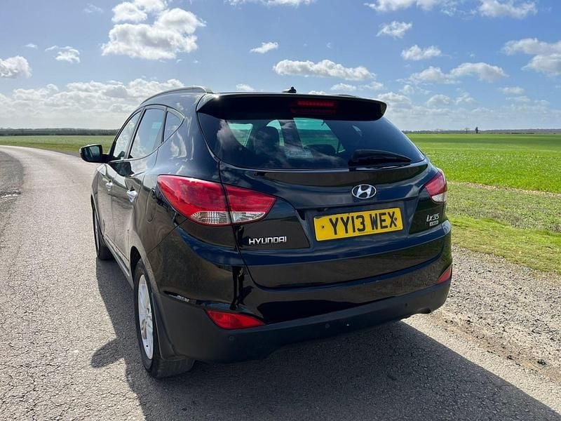 Used Hyundai ix35 Premium 115 HP (84 kW) 2013 Black SUV