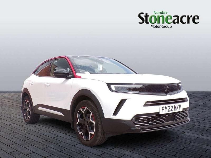 White Used 2022 Vauxhall Mokka SRi SUV | £17,495 (Fair price) - Image 1/4