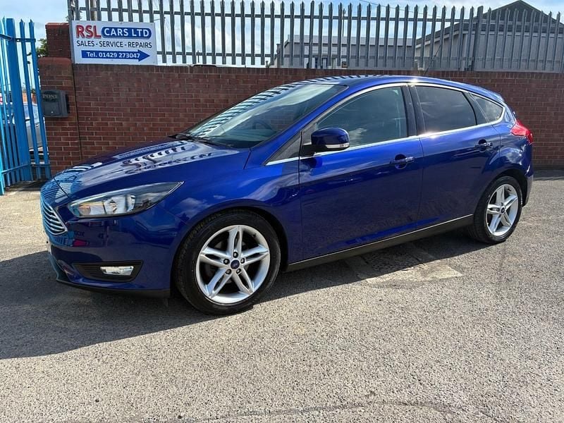 Blue Used 2016 Ford Focus Zetec Hatchback | £5,495 (Fair price) - Image 1/4