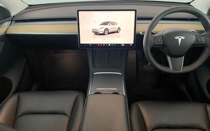 Used 2025 Tesla Model Y Long Range AWD SUV | £19,885 (Super price) - Image 1/2