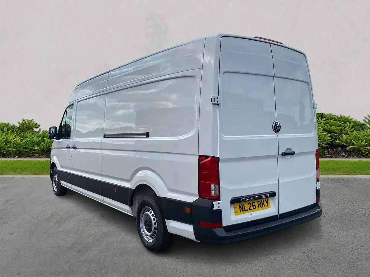 New VW Crafter Business 140 HP (102 kW) 2026 White Van
