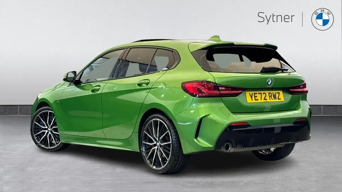 Used BMW 118 M Sport 136 HP (100 kW) 2022 Green Hatchback