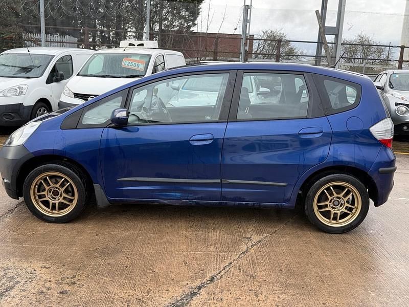 Used Honda Jazz ES 2009 Blue Hatchback