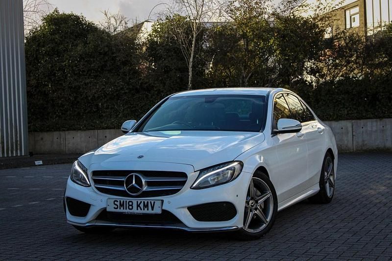 Used Mercedes C220 AMG line 2018 White Sedan