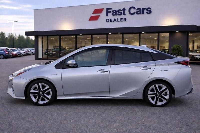 Used Toyota Prius 2025 Silver Hatchback