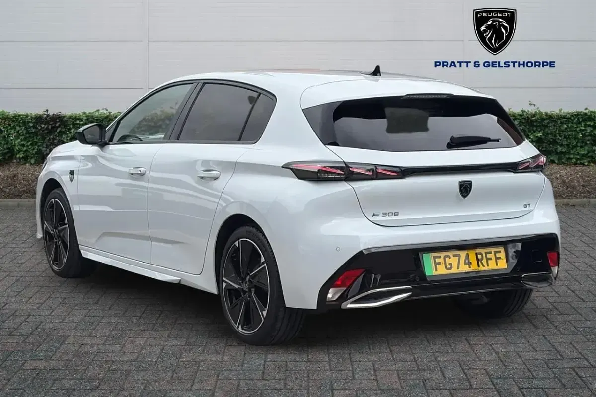 Used Peugeot e-308 GT 113 kW (154 HP) 2024 White Hatchback