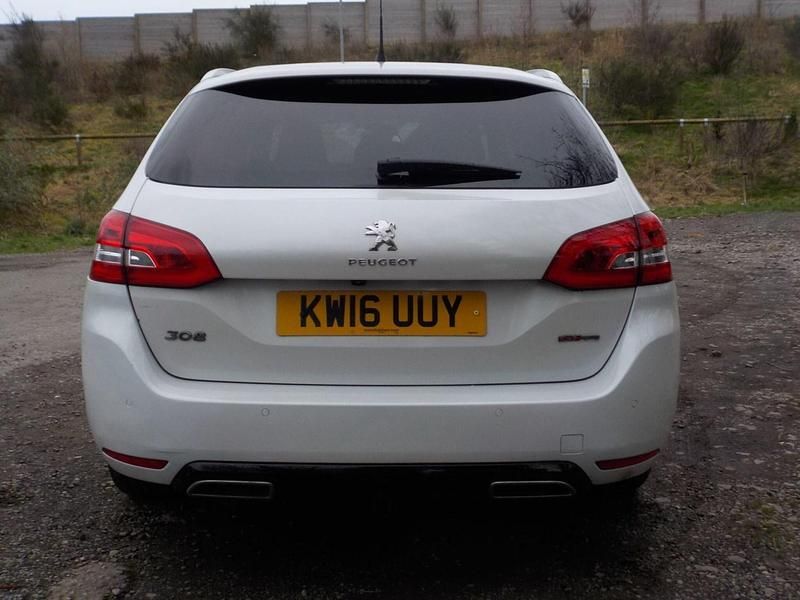 Used Peugeot 308 GT-line 2016 White Estate