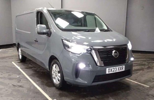 Used Nissan Primastar Tekna 110 HP (80 kW) 2023 Grey MPV