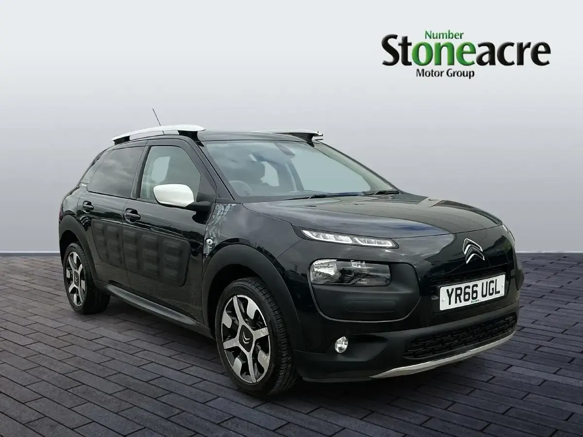 Used Citroën C4 Cactus Rip Curl 100 HP (73 kW) 2016 Hatchback