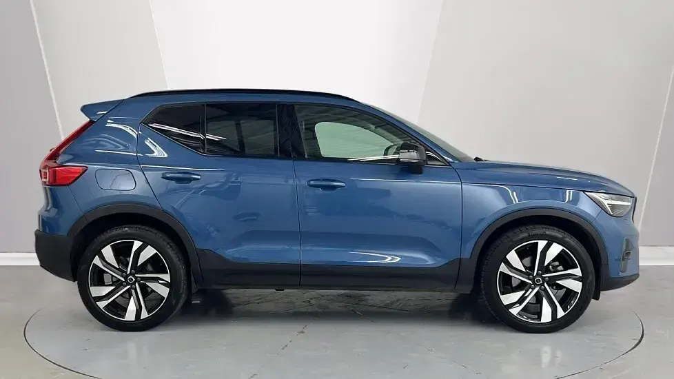 Used Volvo XC40 Ultra 2025 Blue SUV