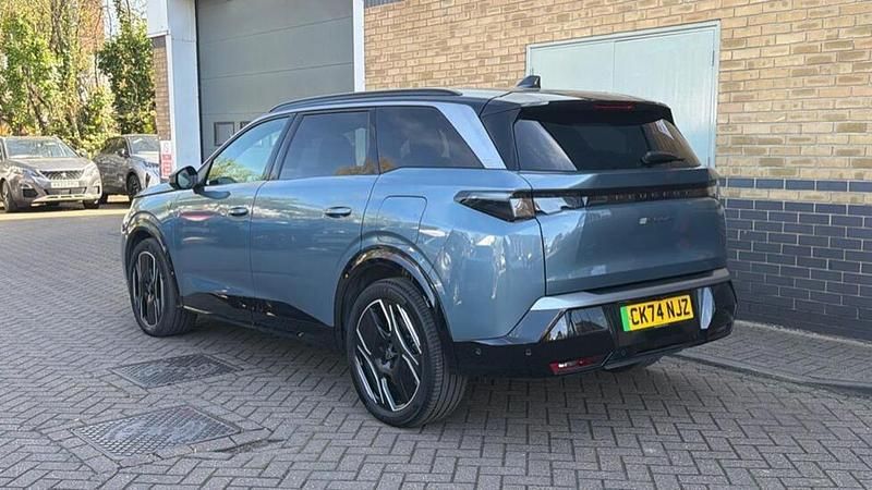 Used Peugeot 5008 GT 152 kW (207 HP) 2024 Blue SUV
