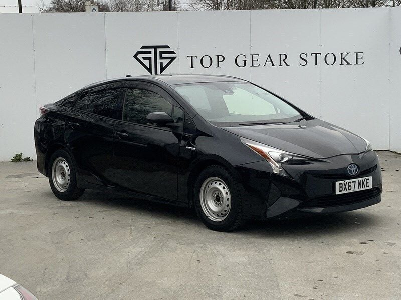 Black Used 2020 Toyota Prius Active Hatchback | £9,495 (Fair price) - Image 1/4