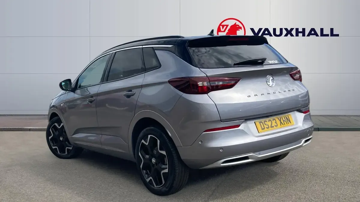 Used Vauxhall Grandland X Elite 130 HP (95 kW) 2023 Grey SUV