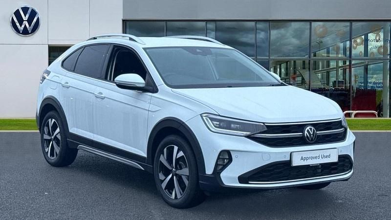White New 2025 VW Taigo Style SUV | £22,999 (Good price) - Image 1/4