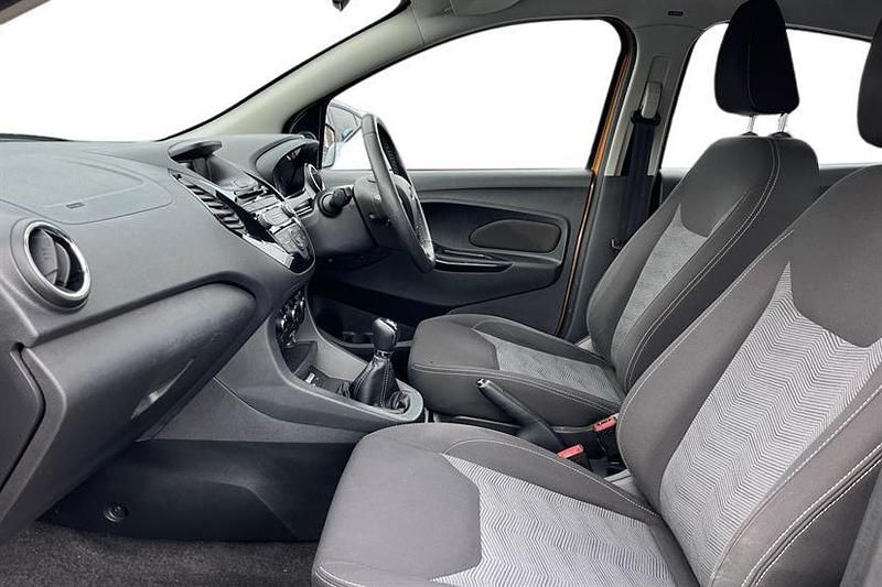 Used Ford Ka Plus Zetec 85 HP (62 kW) 2017 Sparkling gold Hatchback