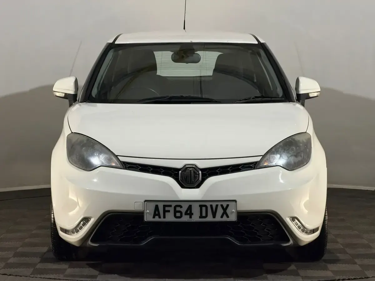 Used MG MG3 2014 White Hatchback