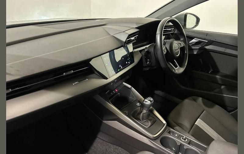 Used Audi A3 148 HP (108 kW) 2020 Silver Hatchback