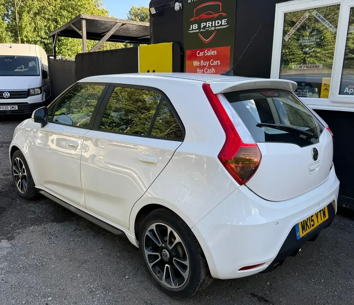 Used MG MG3 2015 White Hatchback