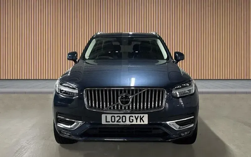 Used Volvo XC90 Inscription 250 HP (183 kW) 2019 Denim blue SUV
