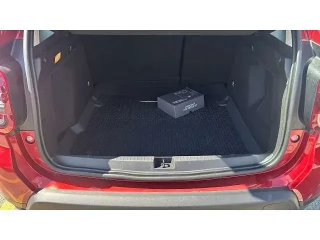 Usado Dacia Duster Essentiel 91 CV (66 kW) 2022 Rojo SUV