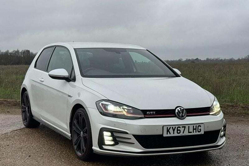 Used VW Golf VII GTI 230 HP (169 kW) 2017 White Hatchback