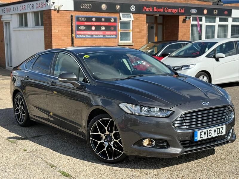 Grey Used 2016 Ford Mondeo Titanium Hatchback | £11,490 (Fair price) - Image 1/4