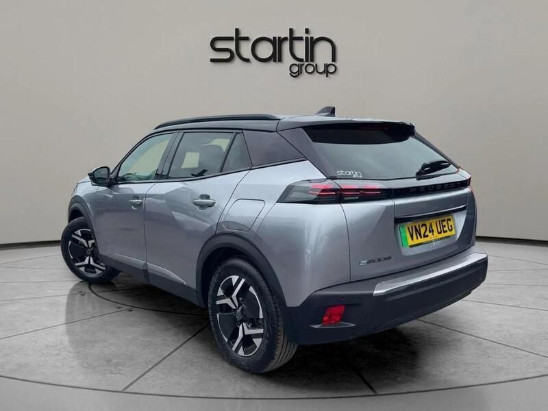 Grey Used 2024 Peugeot e-2008 GT SUV | £18,550 (Expensive) - Image 1/4