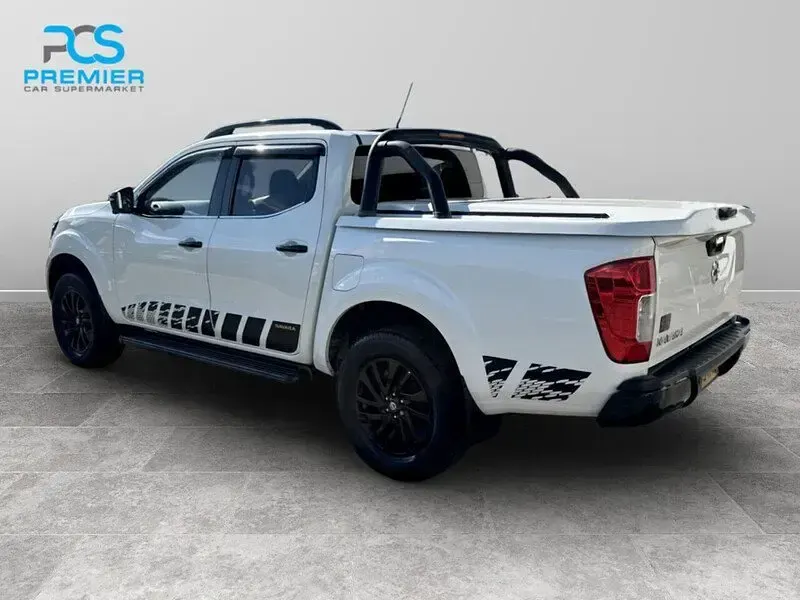 Used Nissan Navara N-Guard 190 HP (139 kW) 2019 White Pickup