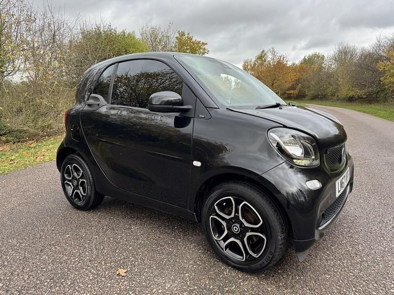Black Used 2017 Smart ForTwo Coupé Prime Coupe | £4,995 (Fair price) - Image 1/4