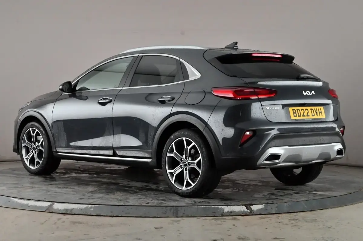 Used Kia XCeed 158 HP (116 kW) 2022 Grey SUV