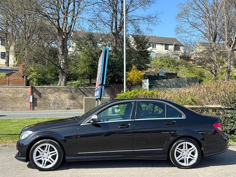 Usado Mercedes C200 2008 Preto Sedan