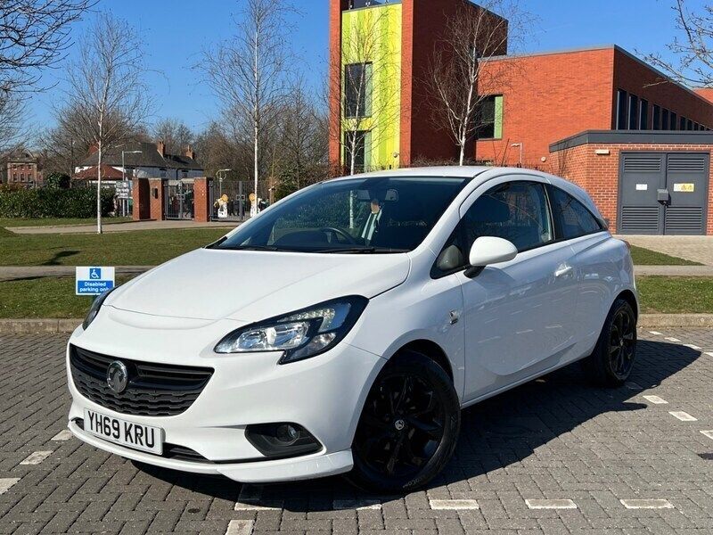 White Used 2019 Vauxhall Corsa Hatchback | £5,490 - Image 1/4