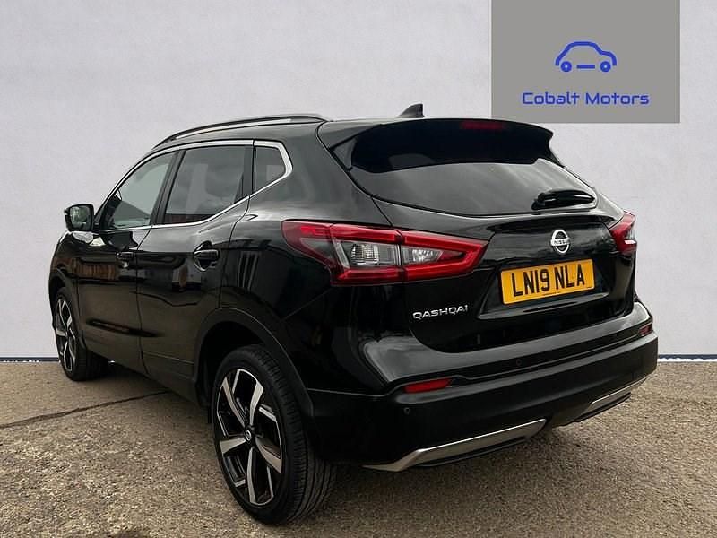 Used Nissan Qashqai Tekna 115 HP (84 kW) 2019 Black SUV