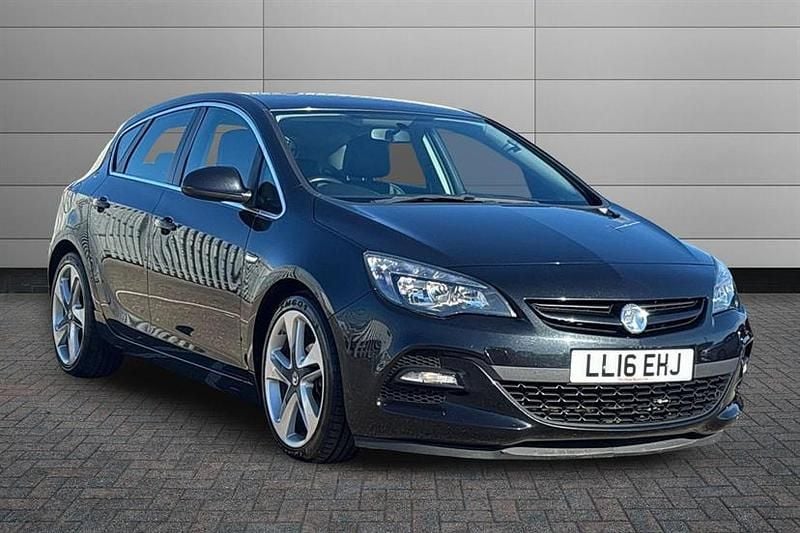 Carbon flash Used 2016 Vauxhall Astra Edition Hatchback | £5,750 (Good price) - Image 1/2