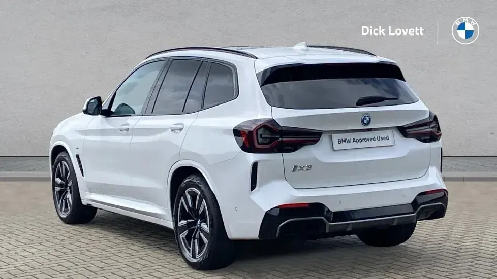 Used BMW iX3 M Sport 207 kW (282 HP) 2022 White SUV
