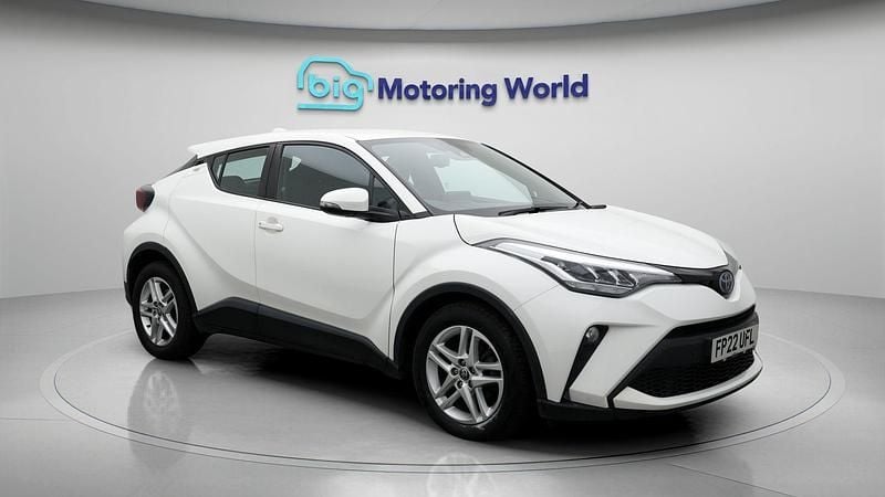 Used 2022 Toyota C-HR SUV | £16,074 (Good price) - Image 1/4