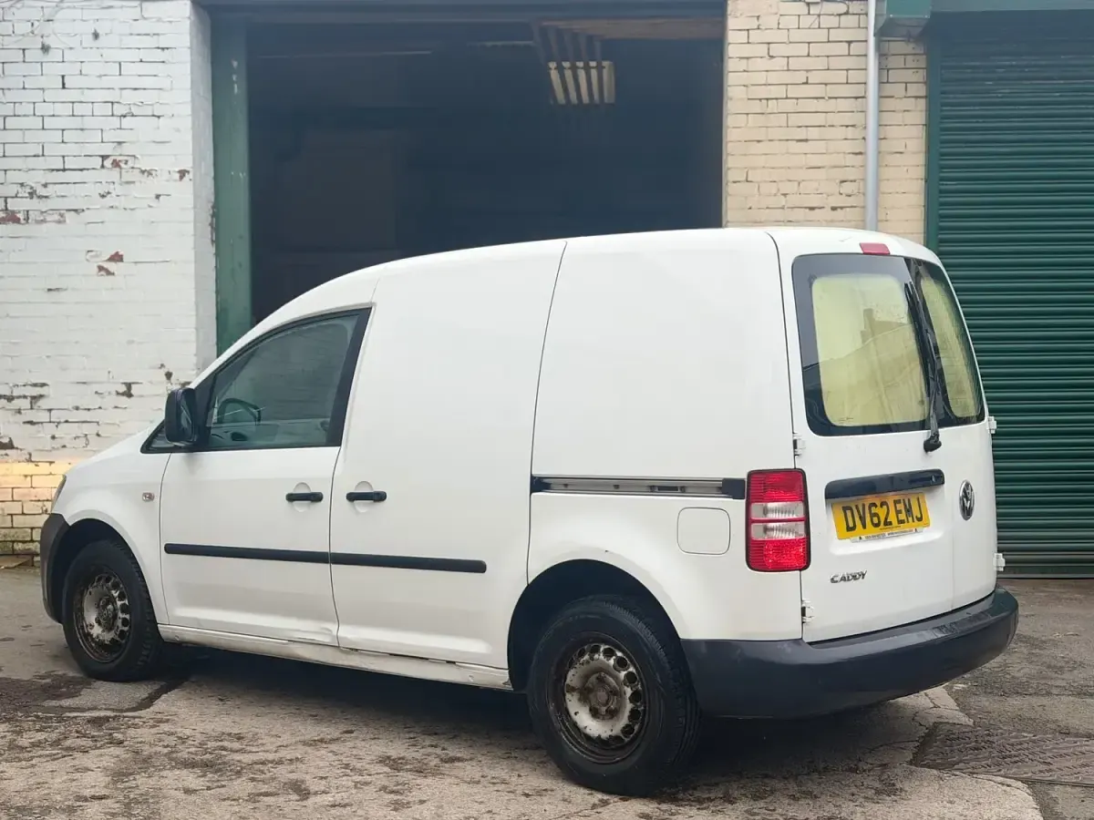 Used VW Caddy 75 HP (55 kW) 2012 White MPV