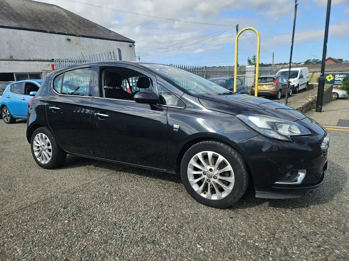 Used Vauxhall Corsa S 90 HP (66 kW) 2015 Black Hatchback