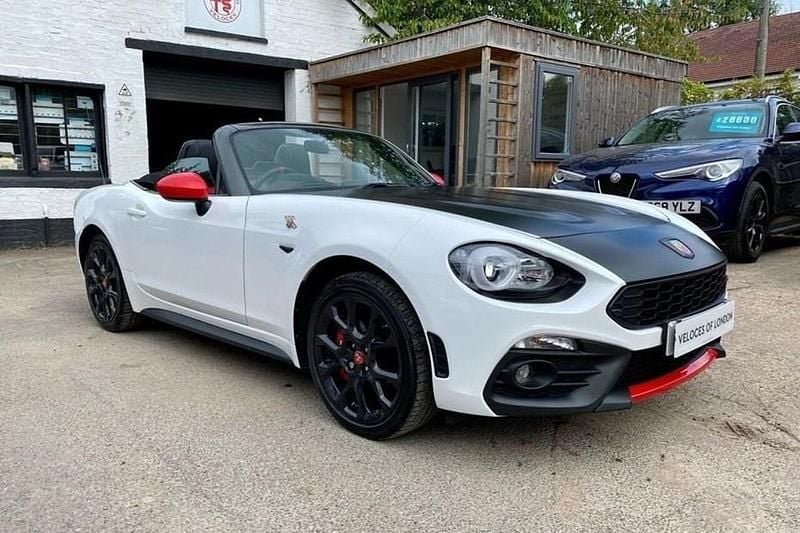 White Used 2018 Abarth 124 Spider Cabriolet | £17,995 (Fair price) - Image 1/1