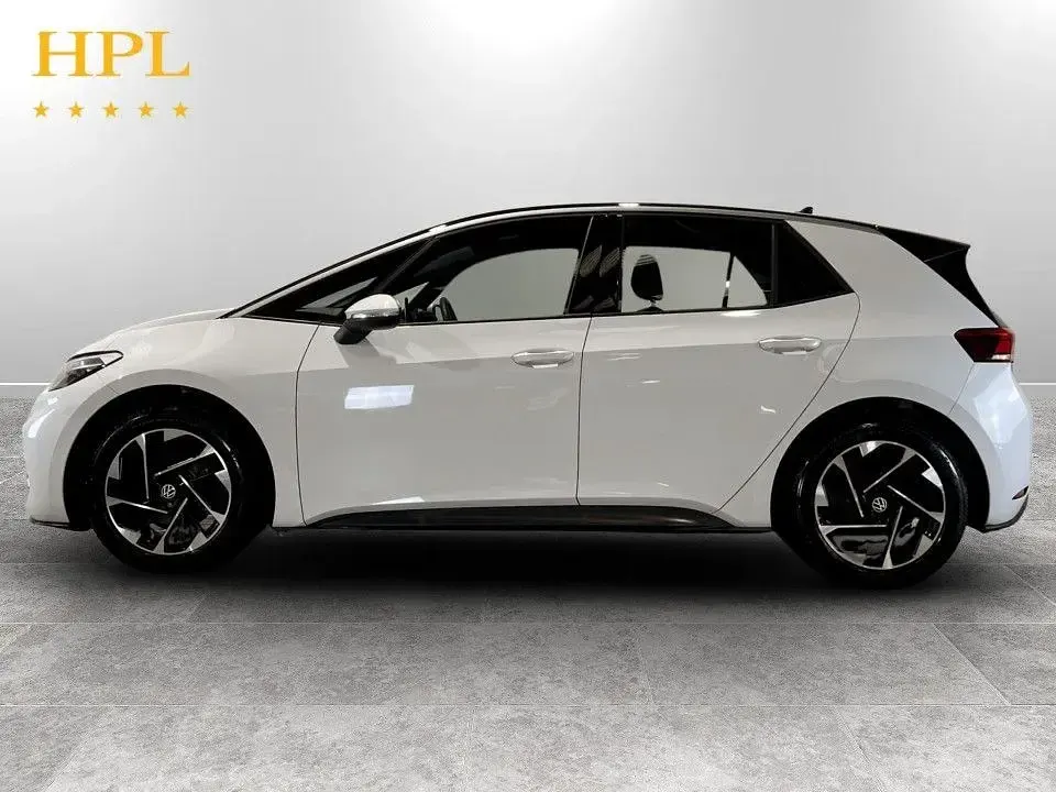 Używany VW ID.3 Pro 150 kW (204 KM) 2023 Biały Hatchback
