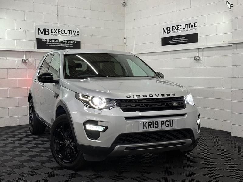 Silver Used 2019 Land Rover Discovery Sport HSE SUV | £16,490 (Fair price) - Image 1/4
