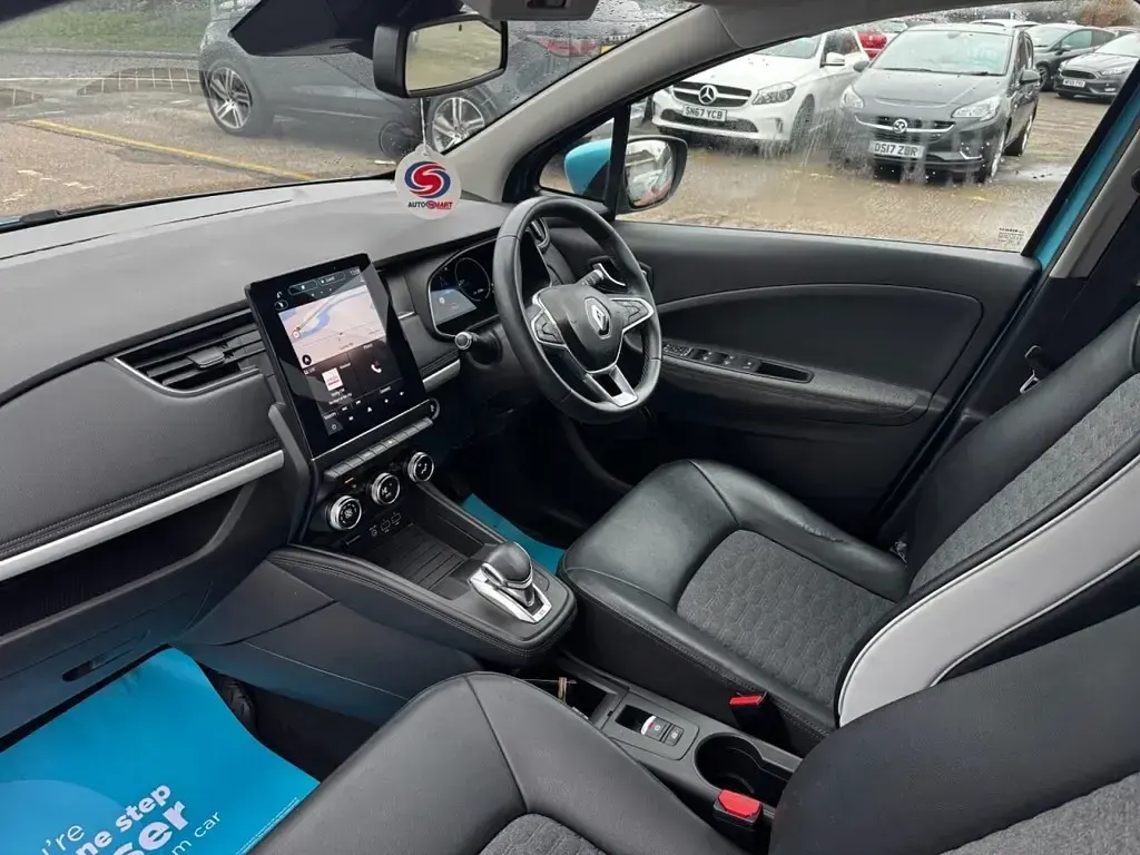 Used Renault Zoe GT-Line 98 kW (134 HP) 2021 Hatchback